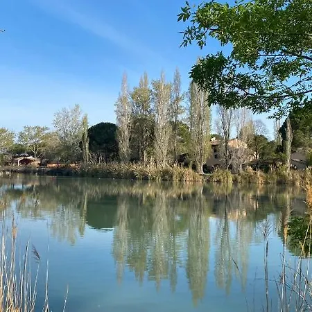 Apartment Joli 27m2 Oasis Provencale En Village En Camargue Arles