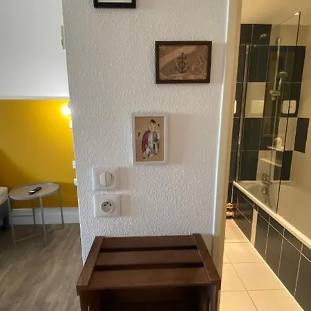 Joli 27m2 Oasis Provencale En Village En Camargue * Arles