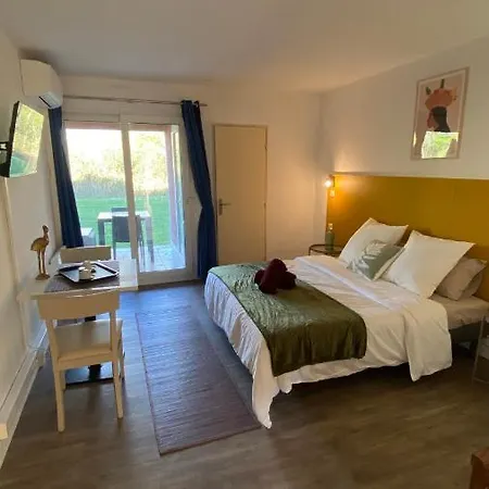 Joli 27m2 Oasis Provencale En Village En Camargue Apartment *