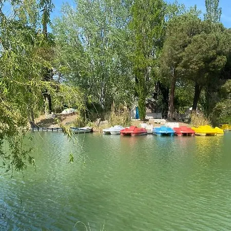 Joli 27m2 Oasis Provencale En Village En Camargue