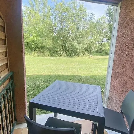 Apartment Joli 27m2 Oasis Provencale En Village En Camargue *